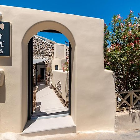 Deep Cave Suites Kontochori Fira  Exterior foto